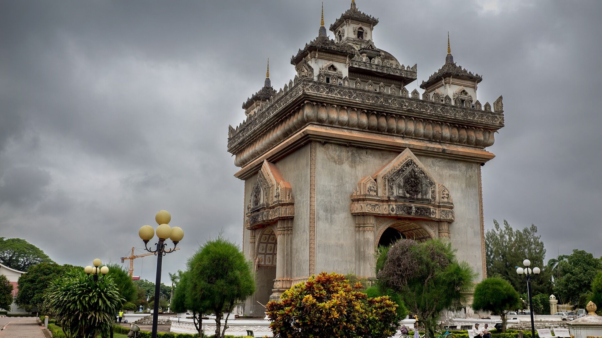 Immerse in Vientiane’s secure and vibrant heritage